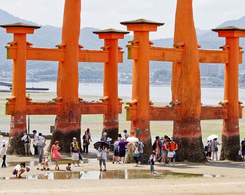 Itsukushima_Shrine